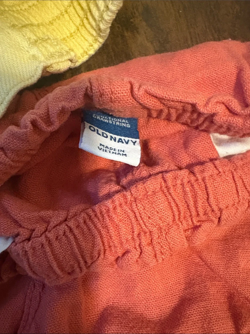Old Navy Kids Shorts set of 3 one in Yellow- Denim Orange & Flower- Linen 5T